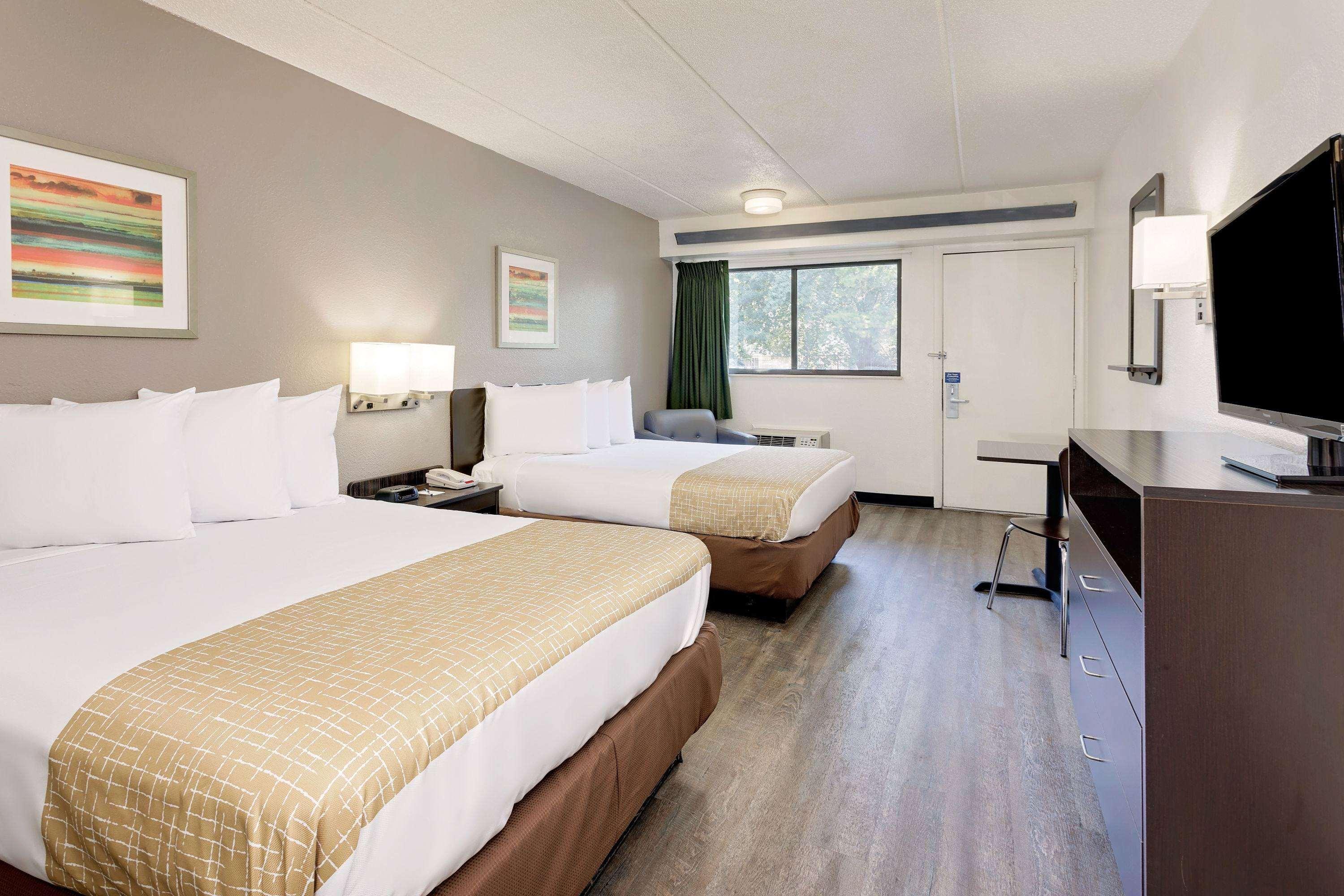 Travelodge By Wyndham College Park מראה חיצוני תמונה