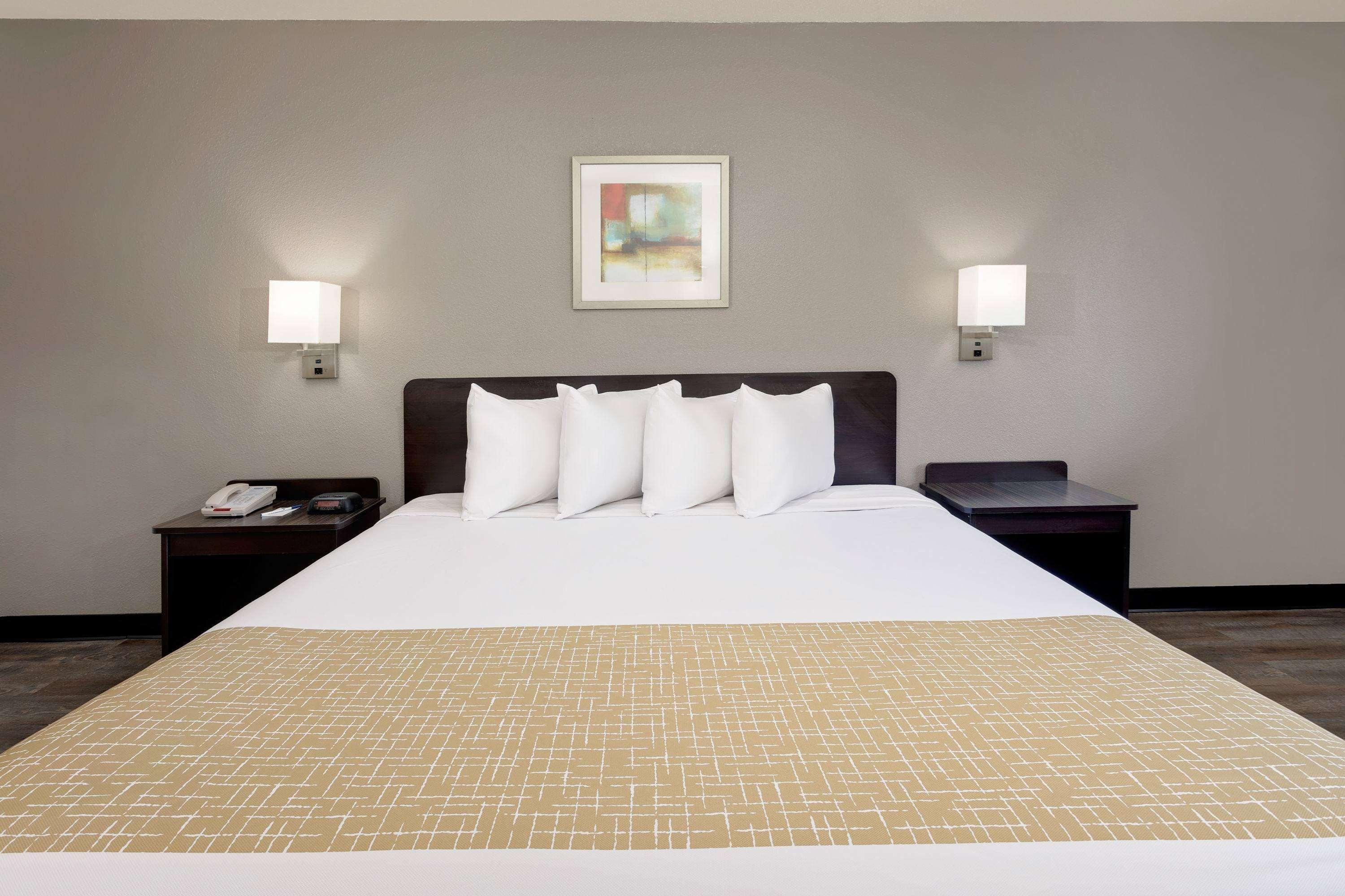 Travelodge By Wyndham College Park מראה חיצוני תמונה