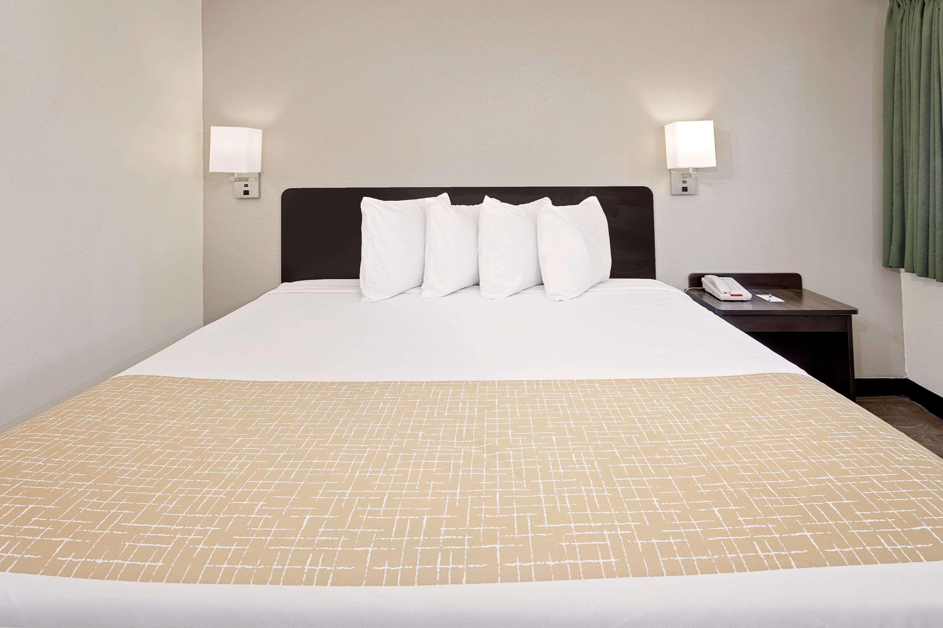 Travelodge By Wyndham College Park מראה חיצוני תמונה