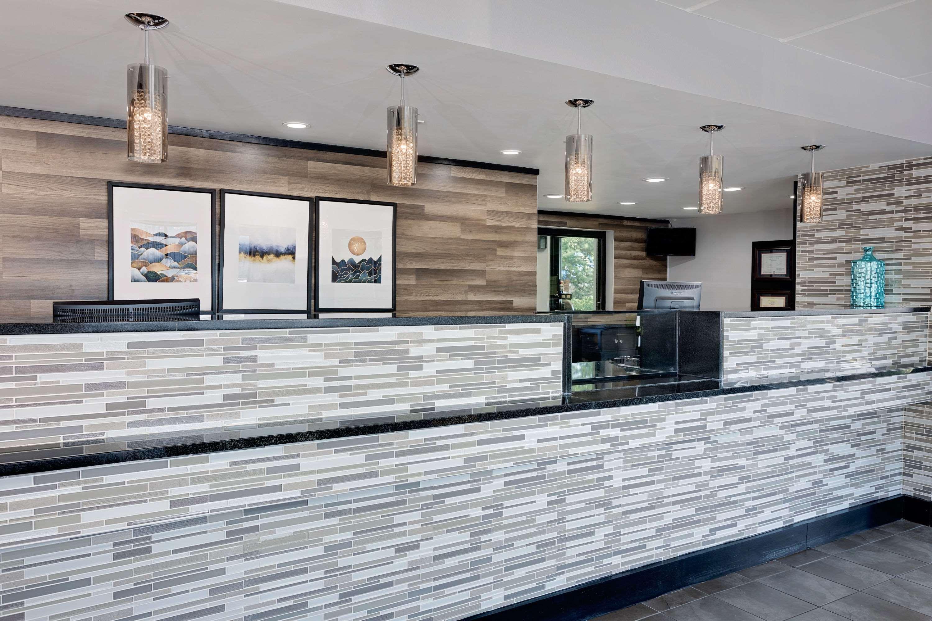 Travelodge By Wyndham College Park מראה חיצוני תמונה