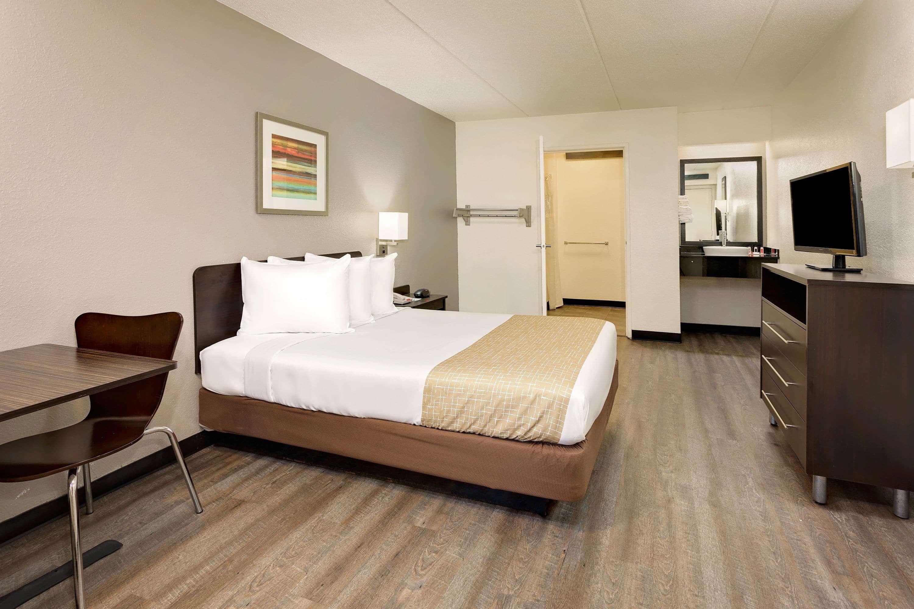 Travelodge By Wyndham College Park מראה חיצוני תמונה